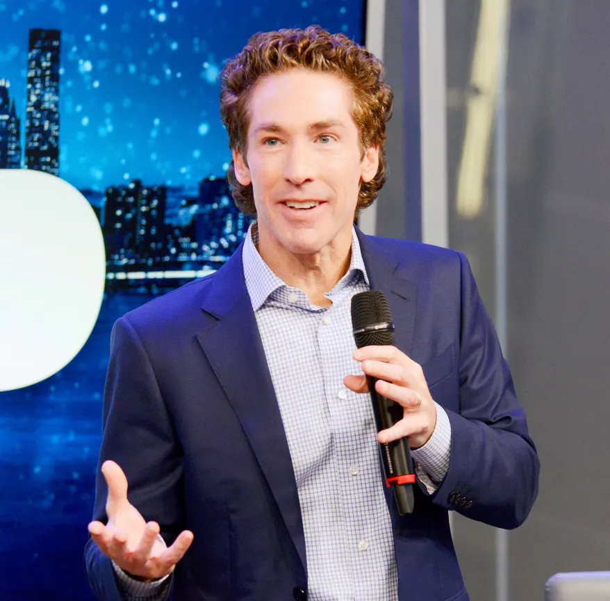 Joel Osteen's Wife, Age, Height, Weight, Net Worth, Career, And More 