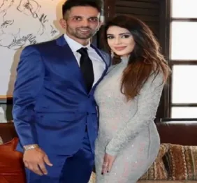 Keshav Maharaj's Wife, Age, Height, Weight, Net Worth, Career, And More